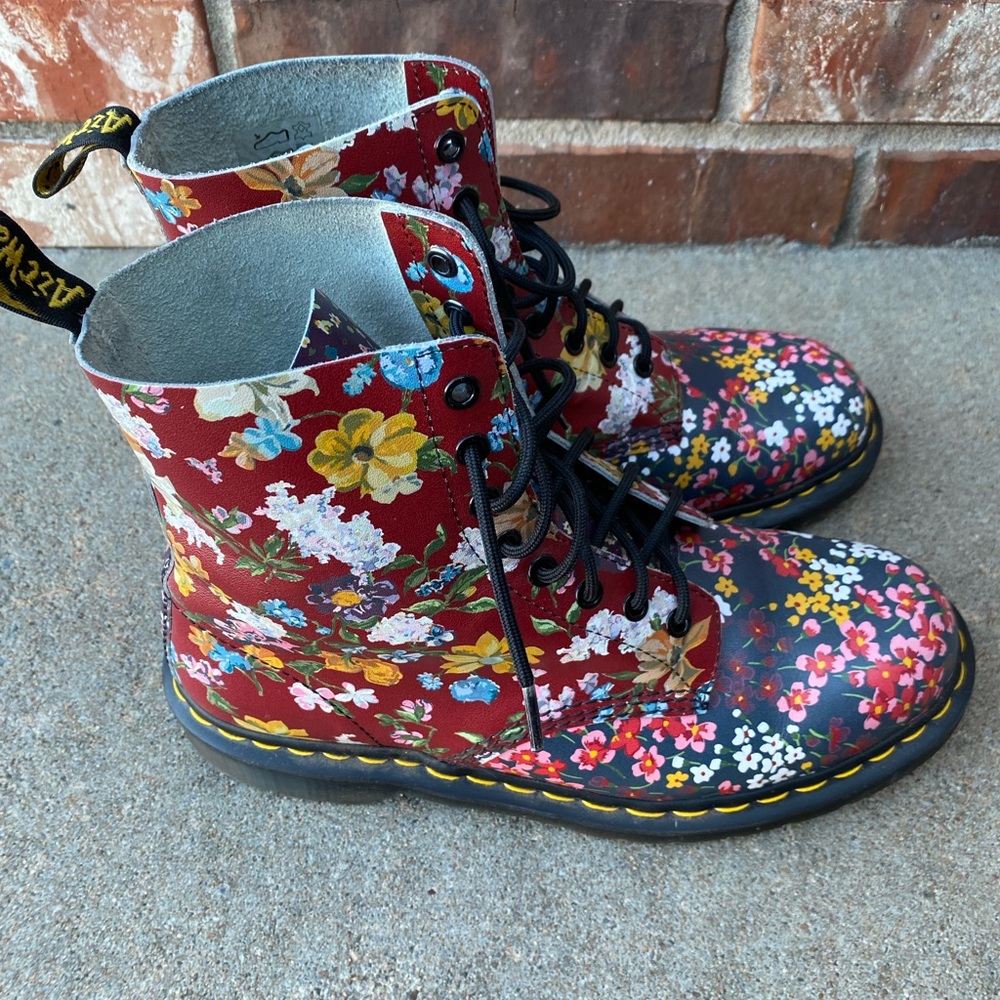 Dr. Martens 1460 Pascal Floral Clash, size: women's 11 discontinued style - Picture 3 of 9